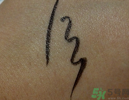 美寶蓮小金筆會暈妝嗎?美寶蓮小金筆化了會暈嗎? 美寶蓮小金筆會暈妝嗎?美寶蓮小金筆化了會暈嗎?