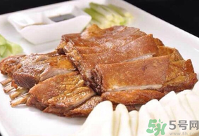 秋天可以吃羊肉嗎？秋天適合吃羊肉嗎？