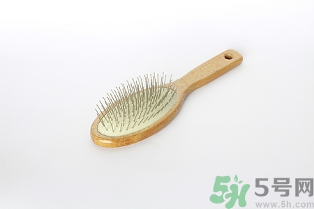 發(fā)梳是什么東西?發(fā)梳的使用方法 發(fā)梳是什么東西?發(fā)梳的使用方法