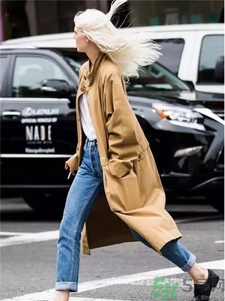 穿風(fēng)衣里面穿什么?風(fēng)衣內(nèi)搭什么好看? 穿風(fēng)衣里面穿什么?風(fēng)衣內(nèi)搭什么好看?