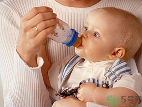 10月份可以斷奶嗎？幾月份斷奶最好？