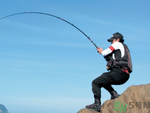 秋天釣魚什么風(fēng)向最好？秋天什么風(fēng)向好釣魚？