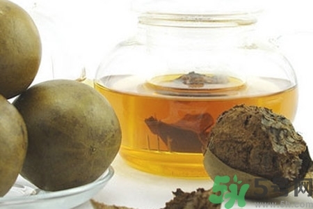 羅漢果和胖大?？梢砸黄鹋輪幔苛_漢果和胖大海的區(qū)別