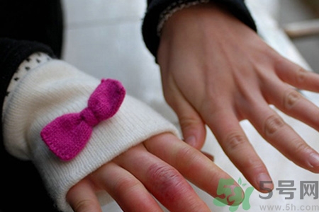 手上凍瘡癢怎么辦？腳生凍瘡很癢怎么辦？