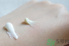 白兔祛痘膏和獅王哪個好？白兔牌暗瘡膏哪款好？