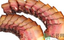 臘肉的營養(yǎng)價值 臘肉的功效與作用 臘肉的營養(yǎng)價值 臘肉的功效與作用