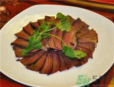 臘肉的營養(yǎng)價值 臘肉的功效與作用 臘肉的營養(yǎng)價值 臘肉的功效與作用