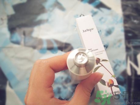 茱莉蔻護(hù)手霜多少錢?Jurlique護(hù)手霜專柜價(jià)格 茱莉蔻護(hù)手霜多少錢?Jurlique護(hù)手霜專柜價(jià)格