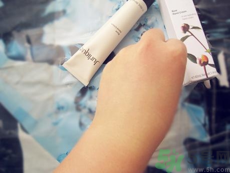 茱莉蔻護(hù)手霜多少錢?Jurlique護(hù)手霜專柜價(jià)格 茱莉蔻護(hù)手霜多少錢?Jurlique護(hù)手霜專柜價(jià)格