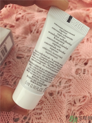 阿瑪尼黑鑰匙至臻奐顏精華乳怎么樣？阿瑪尼黑鑰匙精華乳好用嗎？