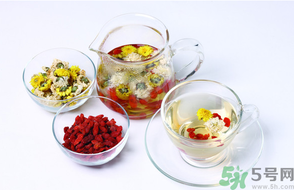 桂花和菊花可以一起泡茶嗎？桂花可以和能一起喝嗎？