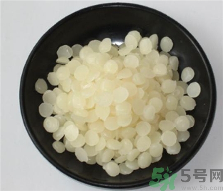 蜂蠟的營養(yǎng)價(jià)值 蜂蠟的功效與作用 蜂蠟的營養(yǎng)價(jià)值 蜂蠟的功效與作用