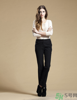 黑色褲子粘毛怎么辦？黑色褲子為什么會粘毛？