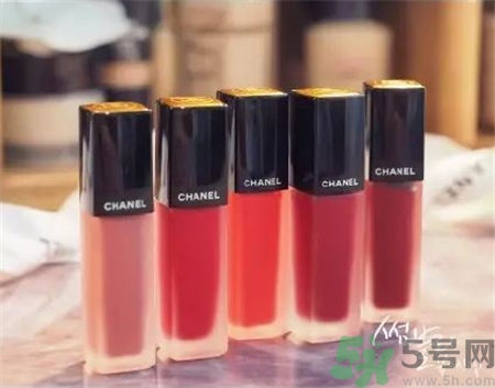香奈兒磨砂瓶唇釉多少錢(qián)?香奈兒磨砂瓶唇釉專(zhuān)柜價(jià)格 香奈兒磨砂瓶唇釉多少錢(qián)?香奈兒磨砂瓶唇釉專(zhuān)柜價(jià)格