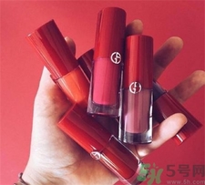 阿瑪尼胖管唇釉和香奈兒印記唇釉哪個(gè)好? 阿瑪尼胖管唇釉和香奈兒印記唇釉哪個(gè)好?