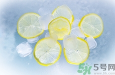 檸檬切開后如何保存?檸檬切開后放冰箱能放多久 檸檬切開后如何保存?檸檬切開后放冰箱能放多久
