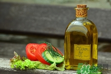 橄欖油可以當潤滑劑嗎?橄欖油當潤滑劑健康嗎 橄欖油可以當潤滑劑嗎?橄欖油當潤滑劑健康嗎