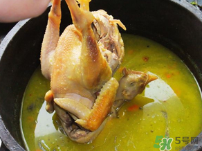 老母雞怎么燉最有營養(yǎng)？?老母雞怎么燉爛的快？