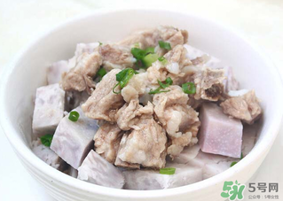 煮排骨用涼水還是熱水？燉排骨用熱水好還是涼水好？