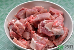 煮排骨放什么容易爛？排骨怎么燉容易爛？