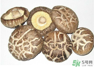 干香菇發(fā)霉了還能吃嗎？干香菇發(fā)霉怎么處理？