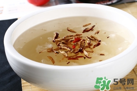 喝銀耳紅棗湯會發(fā)胖嗎？晚上吃銀耳紅棗湯長會胖嗎？