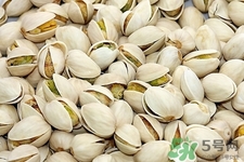 開心果受潮了還能吃嗎？開心果放潮了怎么辦？