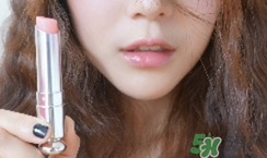 catrice變色唇膏粉管和銀管有什么區(qū)別? catrice變色唇膏粉管和銀管有什么區(qū)別?