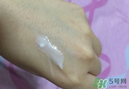 瑰柏翠護(hù)手霜怎么樣?瑰柏翠護(hù)手霜好用嗎? 瑰柏翠護(hù)手霜怎么樣?瑰柏翠護(hù)手霜好用嗎?