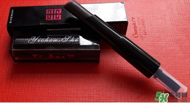 紀(jì)梵?？诩t哪里可以刻字？紀(jì)梵希口紅刻字時(shí)間刻字字體