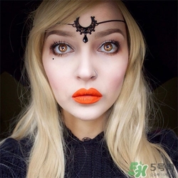 南瓜色口紅適合什么人？南瓜色口紅適合什么膚色？