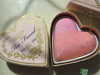 too faced愛(ài)心腮紅怎么樣?too faced愛(ài)心腮紅好用嗎? too faced愛(ài)心腮紅怎么樣?too faced愛(ài)心腮紅好用嗎?