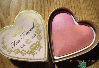 too faced愛(ài)心腮紅怎么樣?too faced愛(ài)心腮紅好用嗎? too faced愛(ài)心腮紅怎么樣?too faced愛(ài)心腮紅好用嗎?