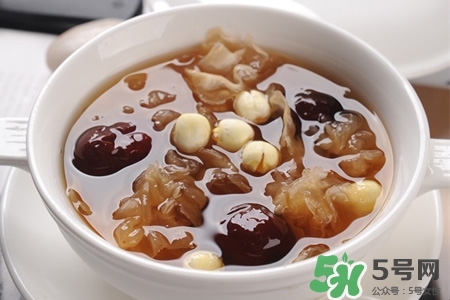 銀耳湯能天天喝嗎？銀耳湯一天中什么時候喝最好？