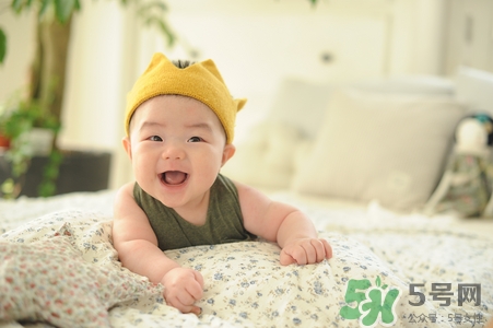 寶寶維生素ad什么時候吃最好?維生素ad有副作用嗎 寶寶維生素ad什么時候吃最好?維生素ad有副作用嗎