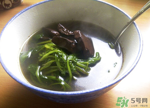 豬血和菠菜能一起吃嗎？豬血菠菜湯怎么做好吃？