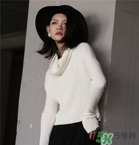 針織衫可以貼身穿嗎?針織衫貼身穿好嗎? 針織衫可以貼身穿嗎?針織衫貼身穿好嗎?