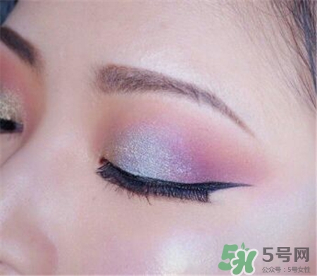 魔法森林彩虹高光色號 魔法森林彩虹高光試色 魔法森林彩虹高光色號 魔法森林彩虹高光試色