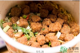 日清杯面謎肉祭多少錢？合味道謎肉祭的謎肉是什么肉？