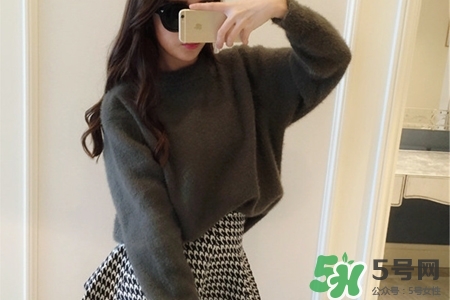 羊絨衫能烘干嗎？羊絨衫可以用烘干機(jī)烘干嗎？