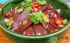 痛風(fēng)能吃豬血嗎?痛風(fēng)吃豬血好嗎? 痛風(fēng)能吃豬血嗎?痛風(fēng)吃豬血好嗎?