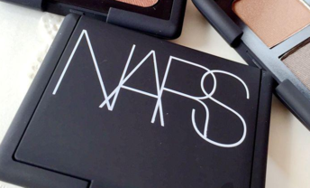 nars眼影哪個(gè)顏色好？nars眼影試色