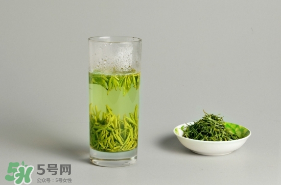 苦丁茶是綠茶嗎?苦丁茶屬于什么茶類 苦丁茶是綠茶嗎?苦丁茶屬于什么茶類