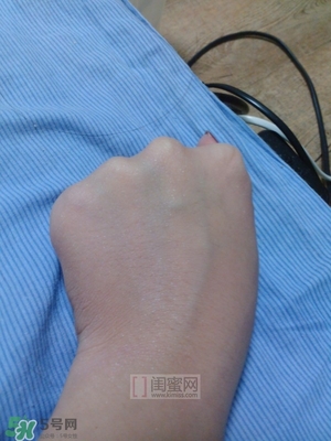 貝玲妃蒲公英蜜粉真假 benefit貝玲妃蒲公英蜜粉真假鑒別 貝玲妃蒲公英蜜粉真假 benefit貝玲妃蒲公英蜜粉真假鑒別