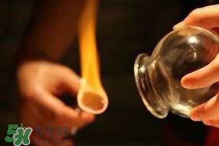 拔罐后皮膚發(fā)癢是怎么回事？拔罐后為什么皮膚會癢？