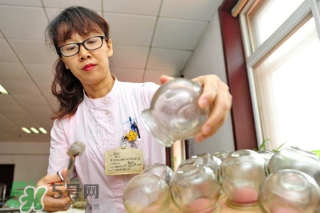 拔罐后可以喝酒嗎？拔罐后多久能喝酒？