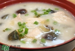 皮蛋瘦肉粥的營養(yǎng)價值 皮蛋瘦肉粥的功效與作用及做法 皮蛋瘦肉粥的營養(yǎng)價值 皮蛋瘦肉粥的功效與作用及做法