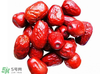 灰棗和紅棗哪種營(yíng)養(yǎng)高？灰棗和紅棗哪個(gè)補(bǔ)血呢？