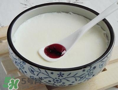 孕婦可不可以吃雙皮奶?孕婦吃雙皮奶好嗎 孕婦可不可以吃雙皮奶?孕婦吃雙皮奶好嗎