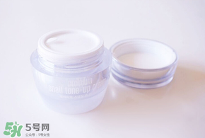 素顏霜有防曬功能嗎？素顏霜能防曬嗎？